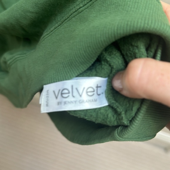 Velvet Ynez sweatshirt, size medium - Picture 3 of 5